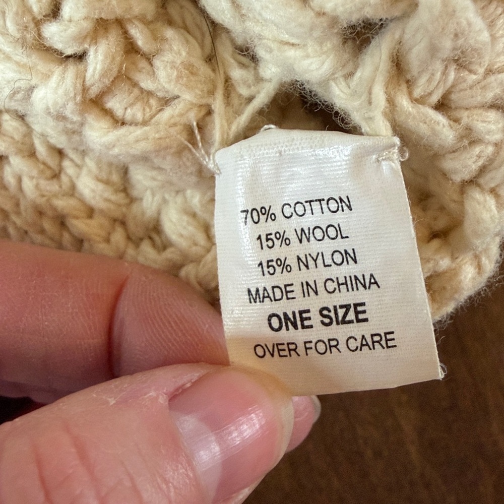Abercrombie & Fitch Cream Knit Scarf - Picture 5 of 5